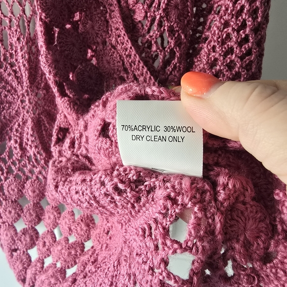 NWT! Plus Size Twyla & Blu Open Knit Crochet Pink Sequin Shrug Bolero 1x - Picture 8 of 11